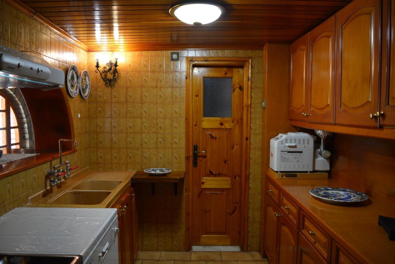 Remvi Apartment Хидра Екстериор снимка