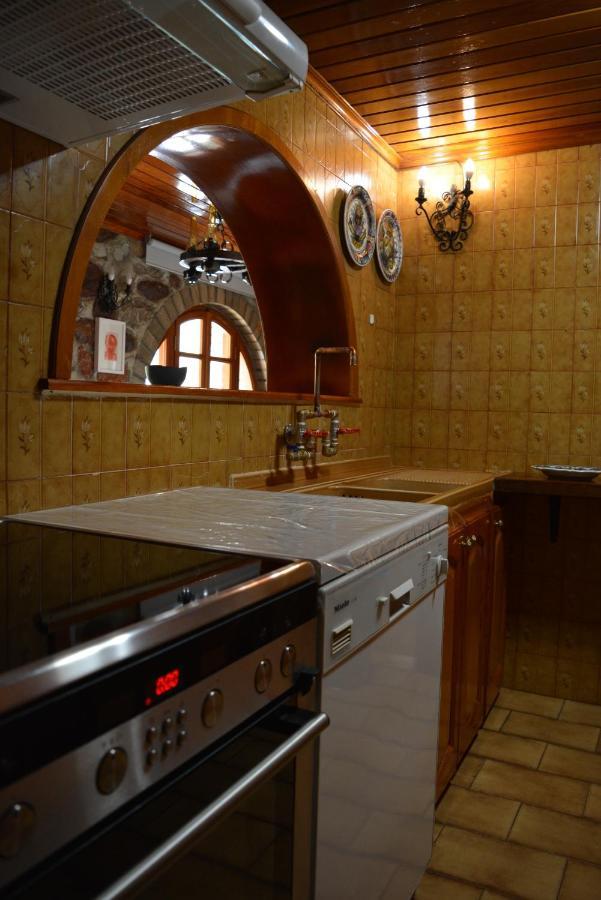 Remvi Apartment Хидра Екстериор снимка