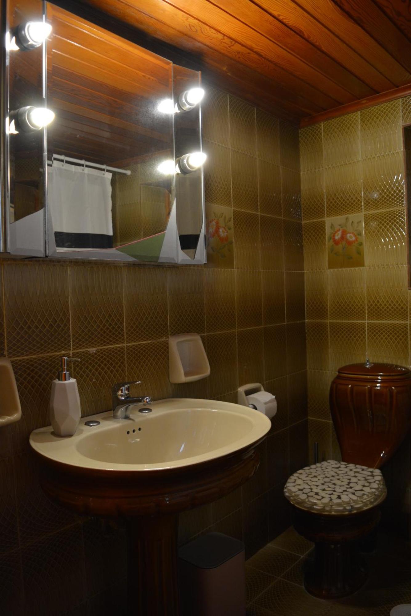 Remvi Apartment Хидра Екстериор снимка